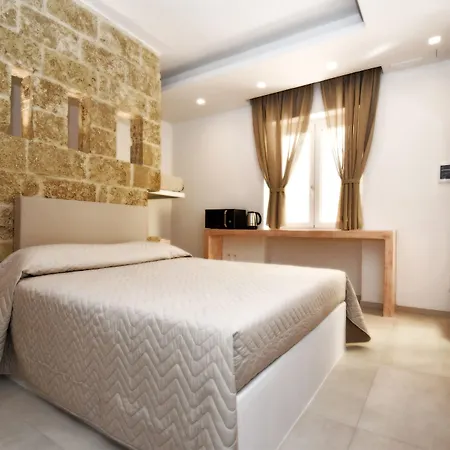 לינה וארוחת בוקר San Gabriele Relais 3*
